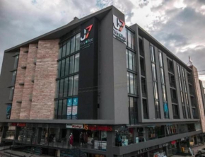 Legacy prime hotel